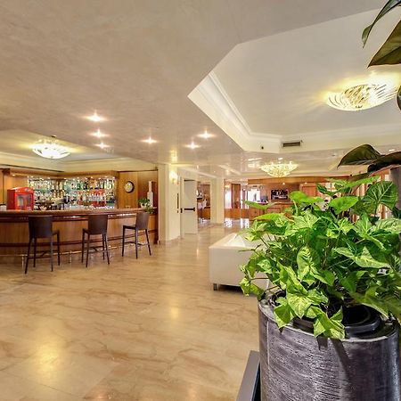 Park Hotel Roma Cassia Экстерьер фото