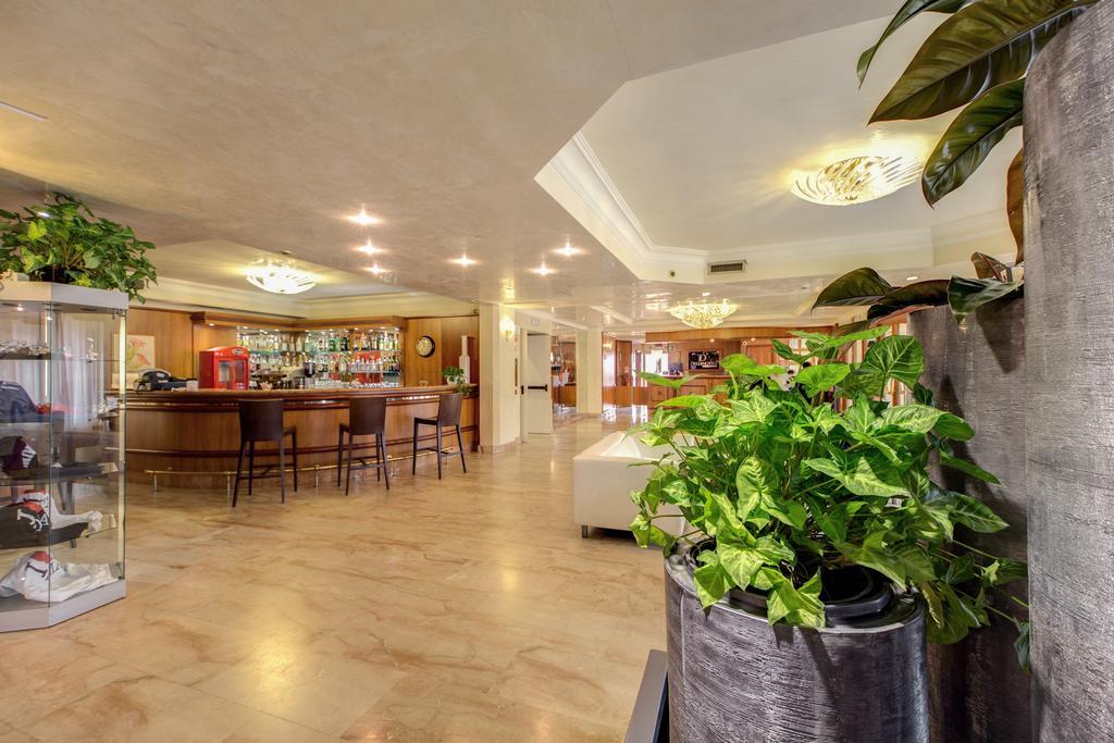 Park Hotel Roma Cassia Экстерьер фото