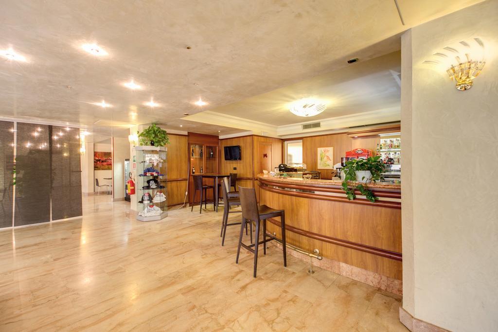 Park Hotel Roma Cassia Экстерьер фото