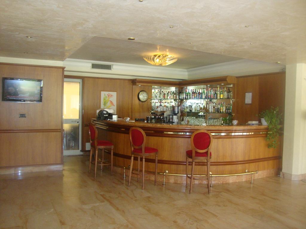 Park Hotel Roma Cassia Экстерьер фото