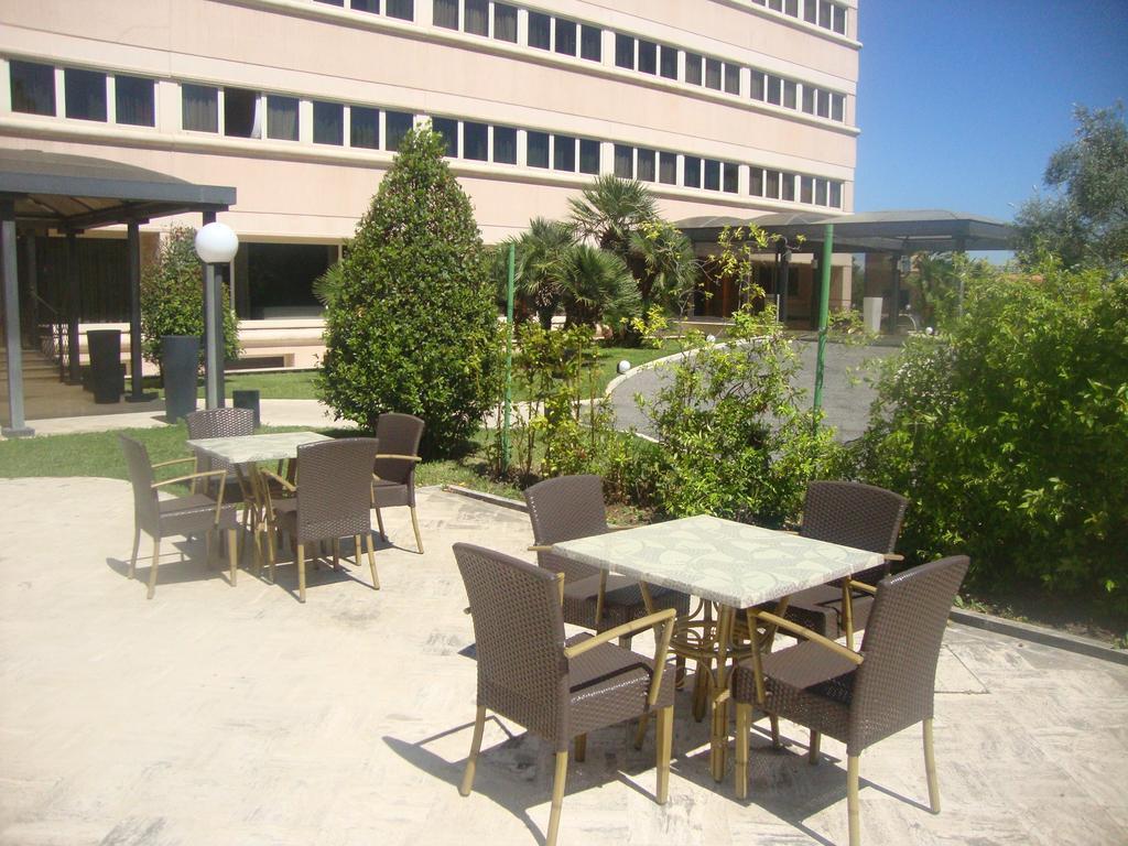 Park Hotel Roma Cassia Экстерьер фото